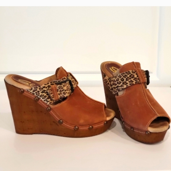 SBICCA VINTAGE COLLECTION LEATHER TAN CLOG WEDGE SIZE 8 - Picture 2 of 9